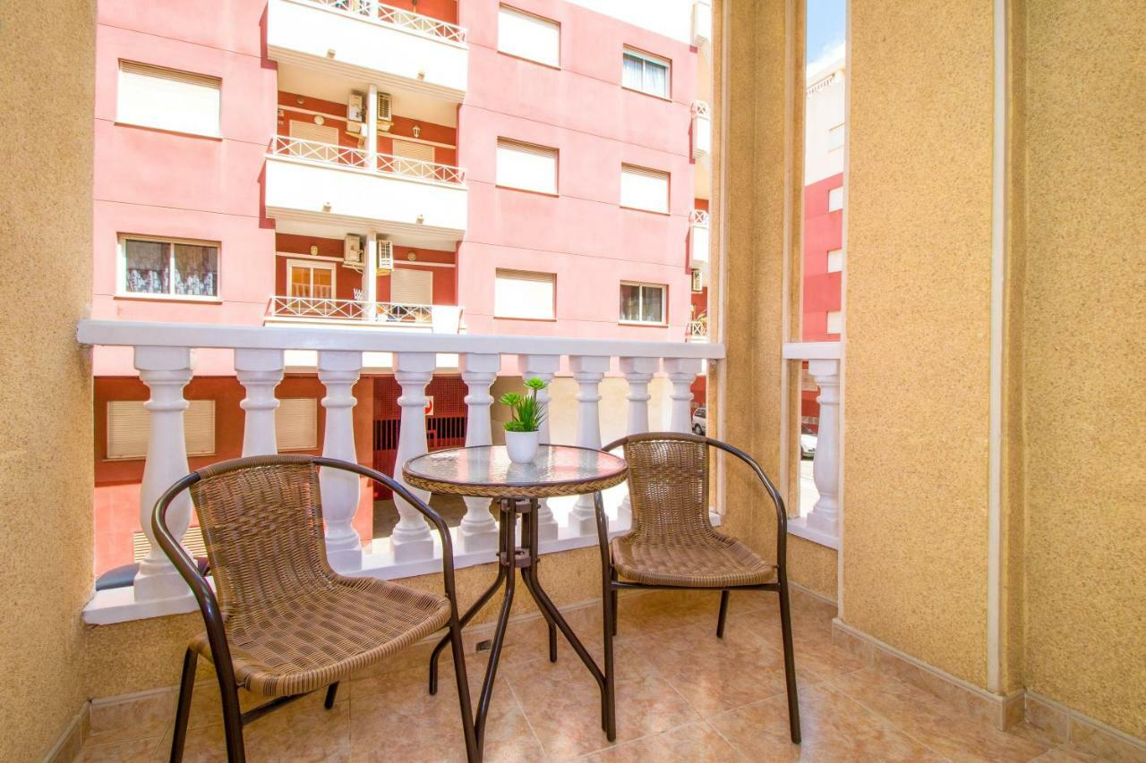 Jose Hurtado Apartamento 托雷维耶哈 外观 照片